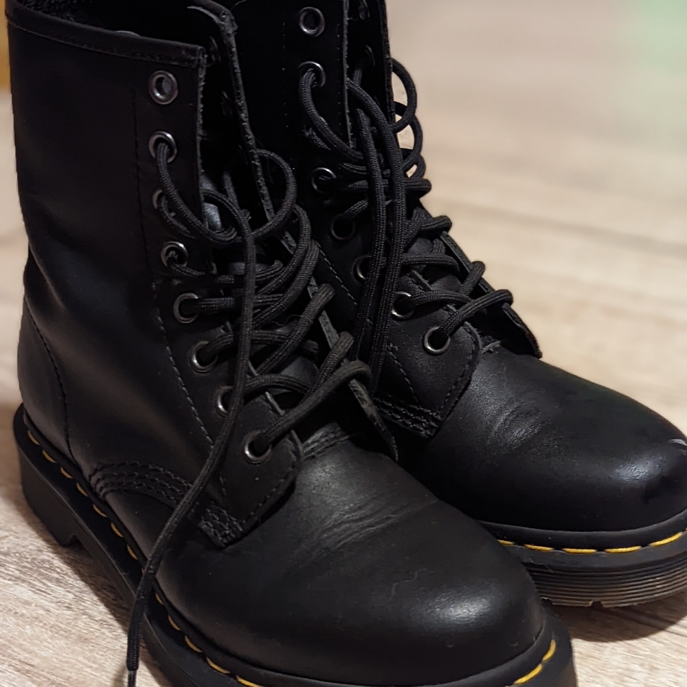 Dr Martens Air Cushion sole boots